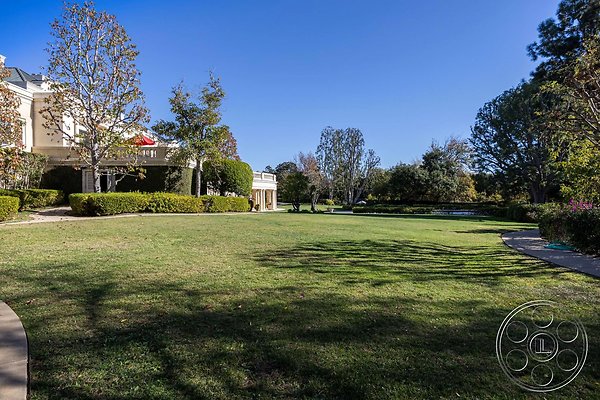 walt-disney-estate-27 walt-disney-estate-27