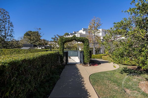 walt-disney-estate-37 walt-disney-estate-37