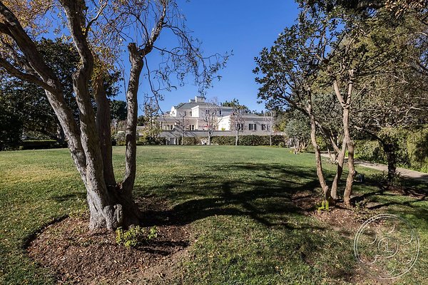 walt-disney-estate-43 walt-disney-estate-43