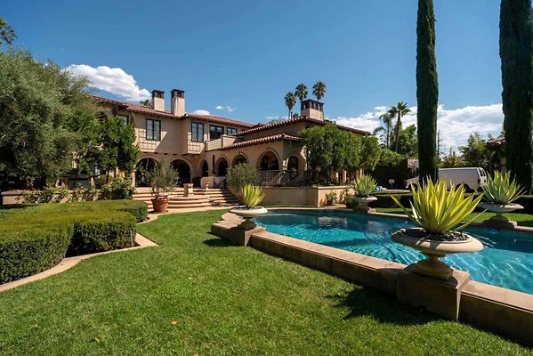 11537 pool 8 11537 pool 8