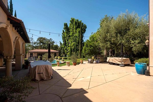 11537 patio 5 11537 patio 5