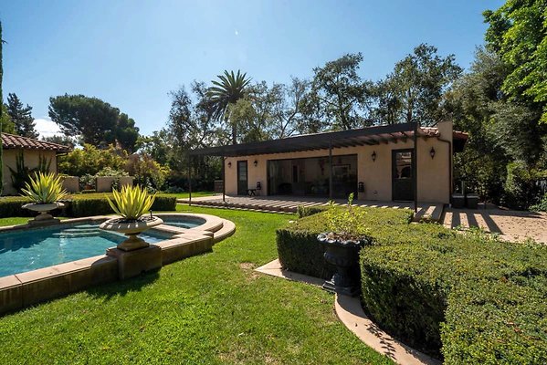 11537 pool 13 11537 pool 13