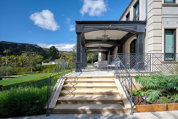 mansion-144-40 mansion-144-40