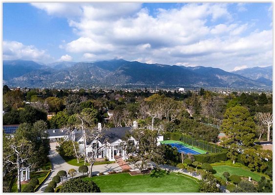 UNIVERSAL-C412-LA CO $-18