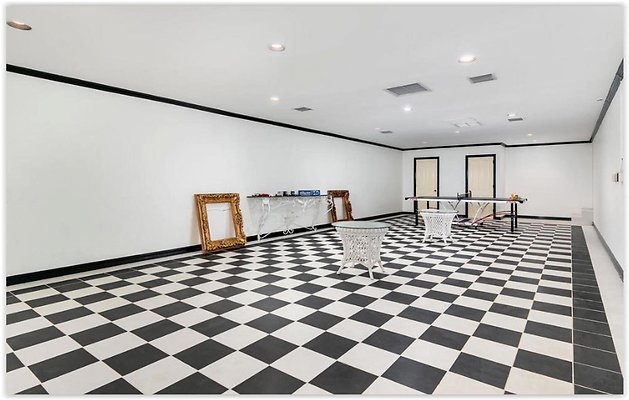 UNIVERSAL-C412-LA CO $-26