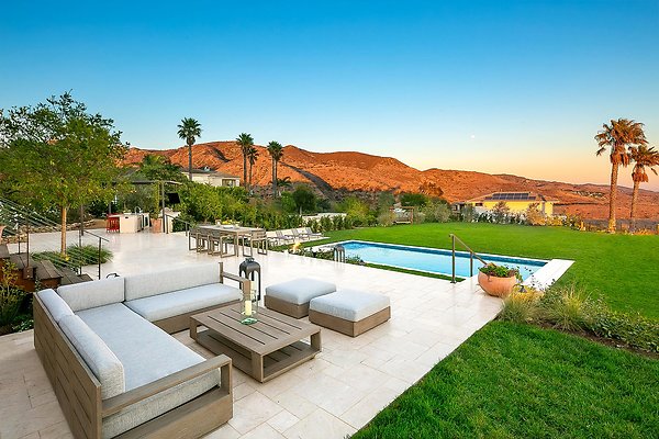 10773 pool 2 10773 pool 2