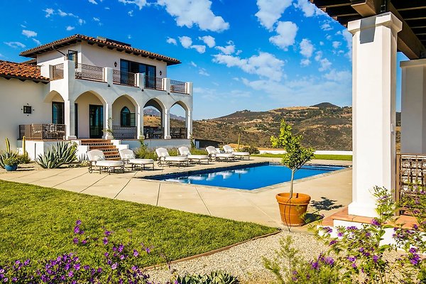 PL 3368 - Malibu (file photos - not fully cleared) PL 3368 - Malibu (file photos - not fully cleared)