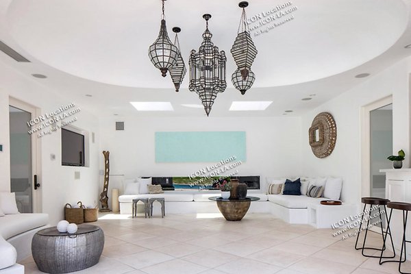 COLO2038 158 COLO2038 158