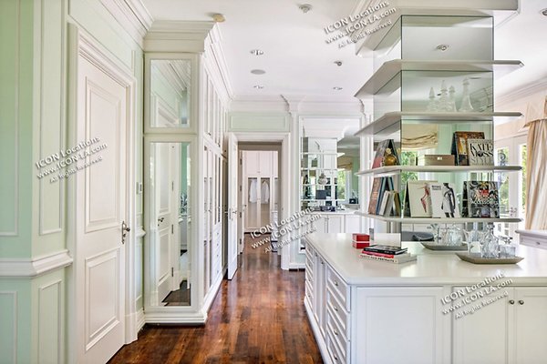 COLO2038 139 COLO2038 139