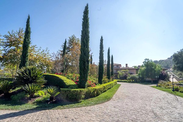 lakeside-mansion-119 lakeside-mansion-119