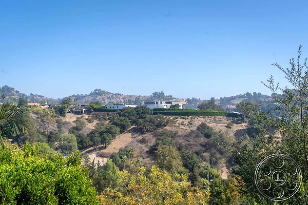 lakeside-mansion-108